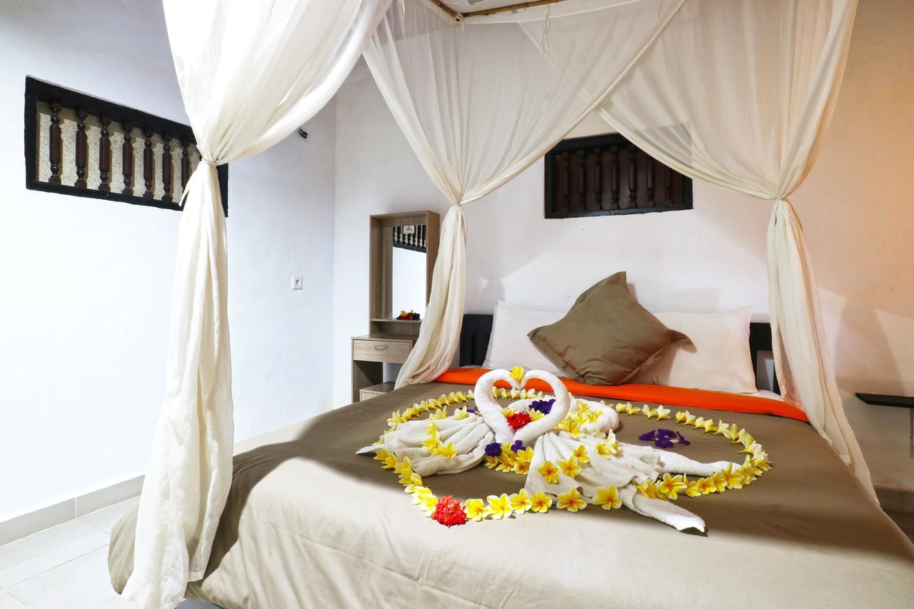 Sunjaya Kubu Guesthouse Lembongan Exteriör bild